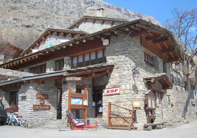 Office de tourisme de Bonneval sur Arc - Vue extérieure en été