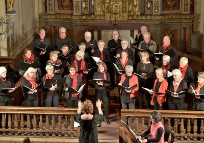 Concert « Couleurs du monde  La Plagne Tarentaise - chorale Accord ’Aime, dirigé par la cheffe de chœur  Véronique Repplinger