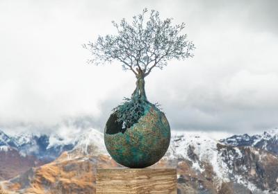 Visite guidée : l'art au sommet à Courchevel, exposition culturelle à ciel ouvert_Courchevel - Visite guidée : l'art au sommet à Courchevel avec Andrea Roggi