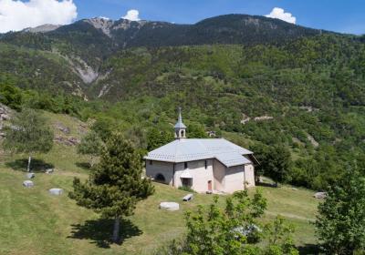 Escapade sensorielle à la chapelle de Montandré_La Tour-en-Maurienne - Chapelle Montandré vue de l'extérieur