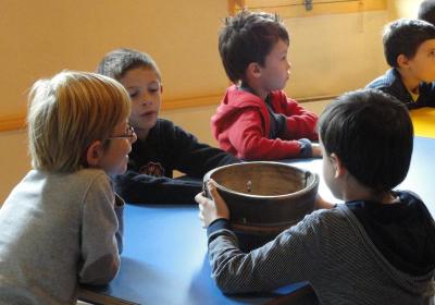 Fromages sur un plateau en Beaufortain : une découverte des différentes saveurs de l'alpage : atelier groupe scolaires_Chambéry - Fromages sur un plateau en Beaufortain