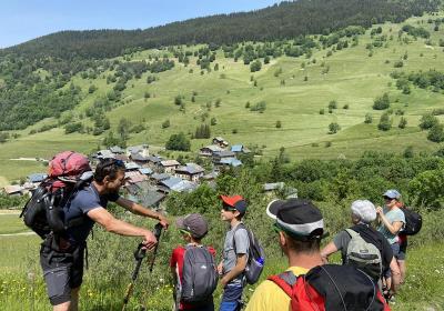 Saveurs d'alpage et de baroque_La Léchère - Journée randonnée accompagnée : au départ de Grand Naves Saveurs d'alpage et de baroque_La Léchère - Journée randonnée accompagnée : au départ de Grand Naves