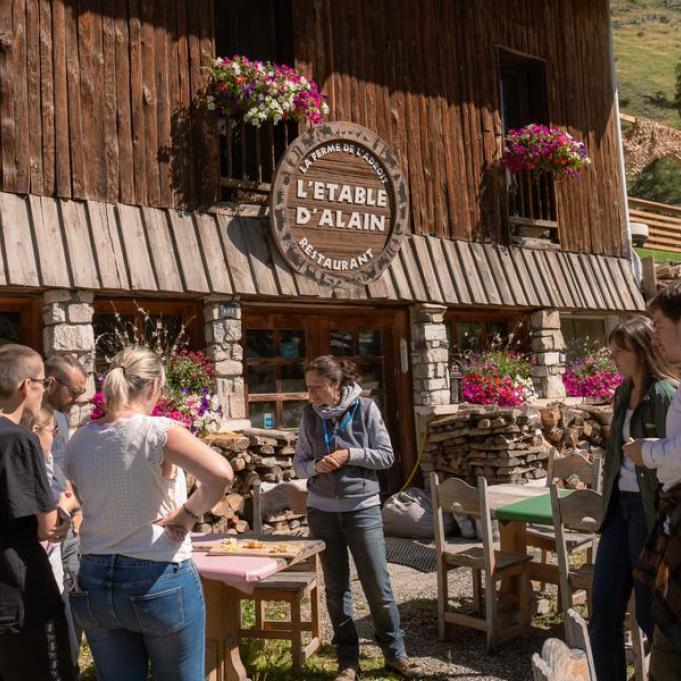 Rencontre à la ferme : visite guidée_Val-d'Isère - Rencontre à la ferme : visite guidée_Val-d'Isère