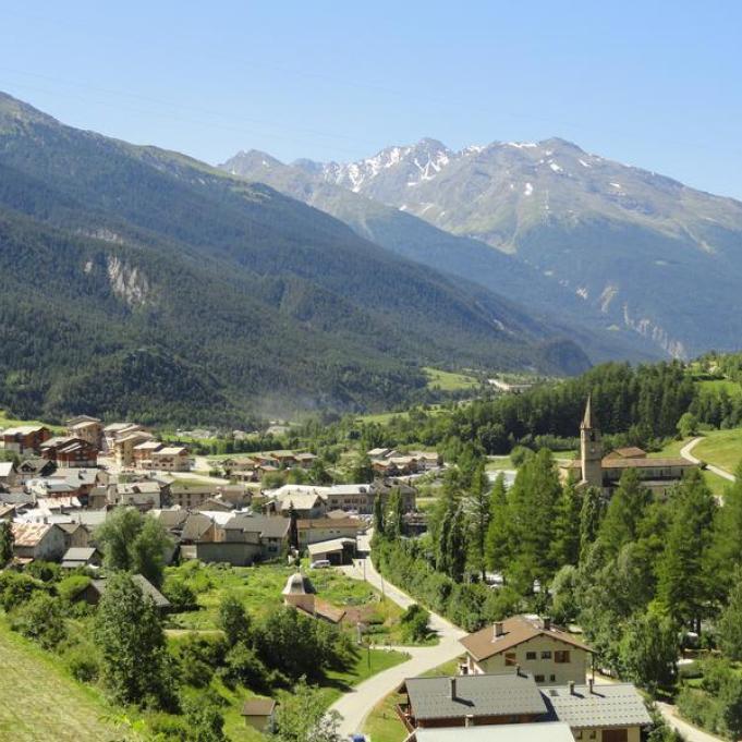 Lecture de paysage : pause insolite au sommet du télésiège des Roches Blanches_Val-Cenis - Val Cenis Termignon