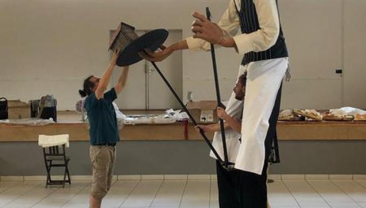 Atelier artistique "Un appétit de Géants"_La Chambre - Atelier artistique