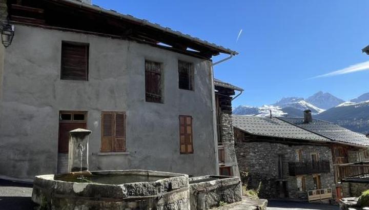 Bassin dans les ruelles de Tincave sur la boucle des hameaux - Bozel - Bassin dans les ruelles de Tincave sur la boucle des hameaux - Bozel