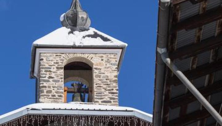 Vue extérieure chapelle Villemartin sur la boucle des hameaux - Bozel - Vue extérieure chapelle Villemartin sur la boucle des hameaux - Bozel