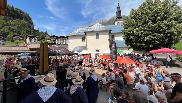 32e Fête des Alpagistes_La Giettaz - Groupe foklorique