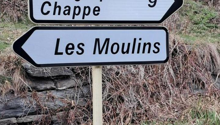 Visite du télégraphe Chappe à Saint-André - Panneaux indicateurs de direction