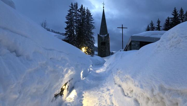 courchevel noel by night - Courchevel : magie de Noël à la montagne !