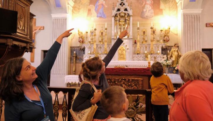 Il était une fois Noël à Bessans - Visite de l'église St Jean Baptiste de Bessans