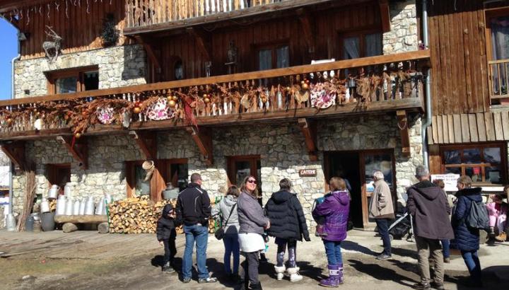 Rencontre à la ferme en été : visite guidée_Val-d'Isère - La ferme de l'Adroit