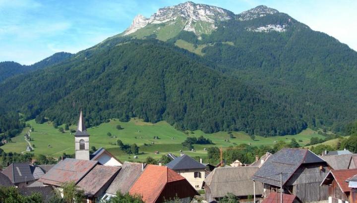 Le Coeur des Bauges : visite groupes_Le Châtelard - village de la Compôte
