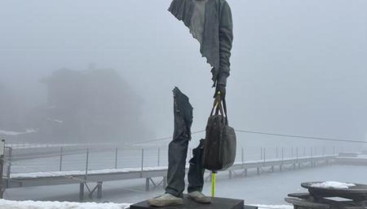 Visite guidée : l'art au sommet à Courchevel, exposition culturelle à ciel ouvert_Courchevel - Visite guidée : sculpture Bruno Catalano/Courchevel Le Praz