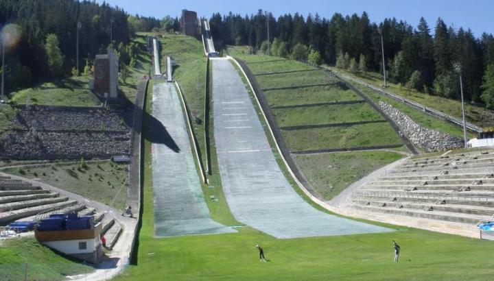 Savoie terre olympique : visite groupes_Albertville - Courchevel, tremplins saut à ski 2010