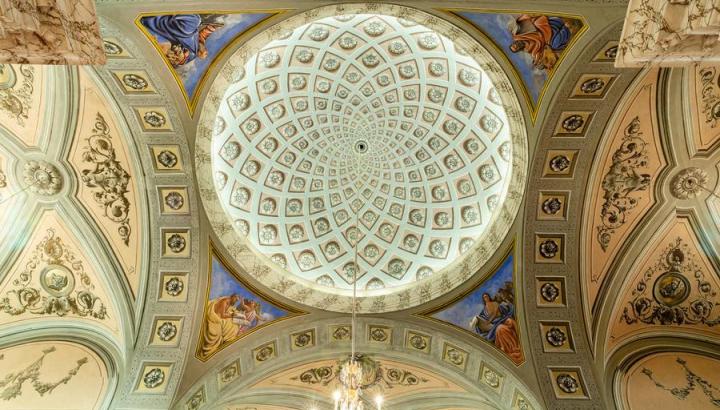 Eglise Notre-Dame de l'Assomption à Lanslebourg Val Cenis - Décors peints au plafond