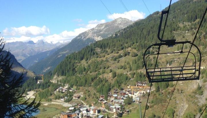 tignes les brévières - Tignes-Les Brévières : vue générale du village depuis les pistes de ski en direction des Boisses