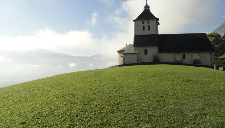 Un diamant d'art roman, l'église de Cléry : visite groupe scolaire_Cléry