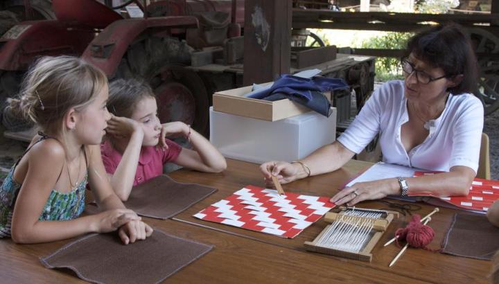 De fil en aiguille : atelier groupe scolaires_Chambéry