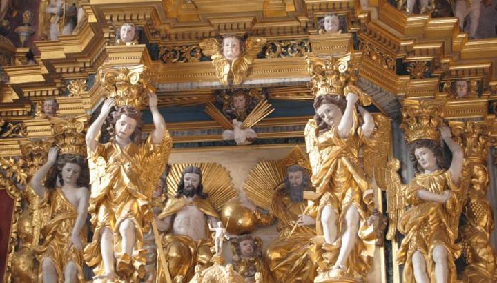 Journées du Patrimoine 2026: L'église de Peisey_Peisey-Vallandry - Détail du retable majeur