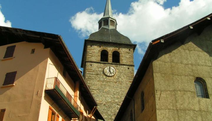 Eglise et quartier de Beaufort - Eglise_quartier_Beaufort