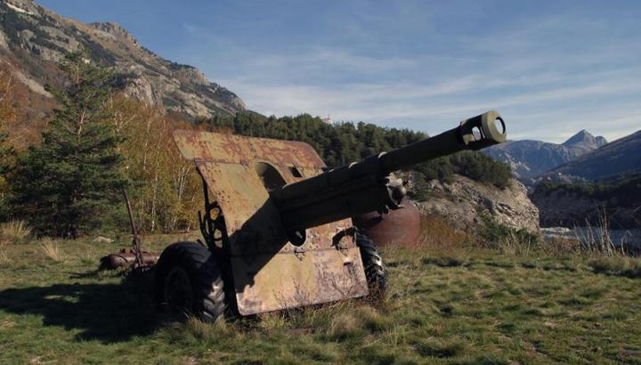 Fort Saint-Gobain_Villarodin-Bourget - Canon