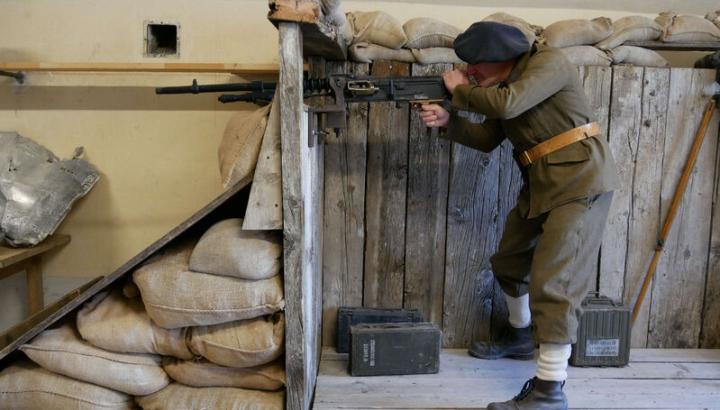 visite historique du fort du télégraphe - Le fort du télégraphe, mannequin militaire au tir