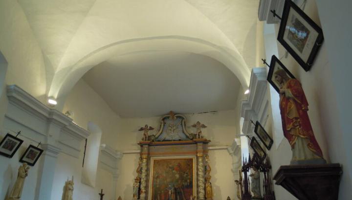 chapelle st-marcel - Les Belleville : chapelle Saint-Marcel Saint-Grégoire, vue intérieure et retable