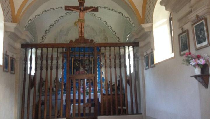 chapelle villarenger - Les Belleville : chapelle Saint-Barthélemy, vue intérieure et retable