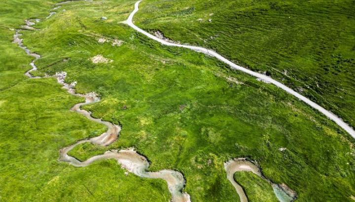 Le Cormet de Roselend_Arêches-Beaufort - les méandres sous le Cormet de Roselend