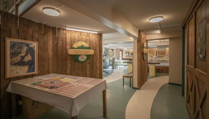 SICA Fruitière Coeur des Bauges - Fromagerie du Val d'Aillon_Aillon-le-Jeune - Espace de découverte Secrets de fruitière