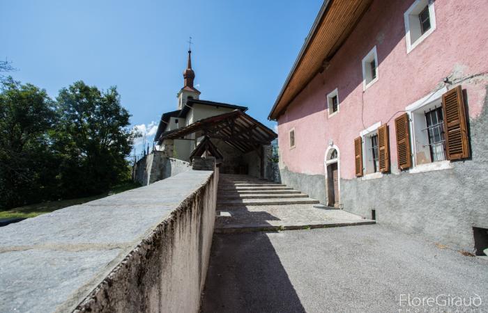 Vue de Landry avec le clocher au fond