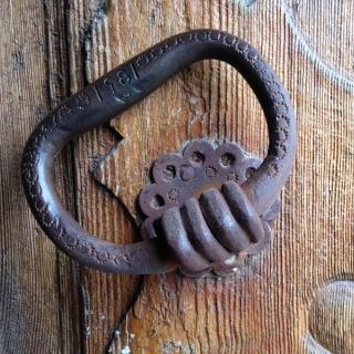 Poignée de porte ancienne