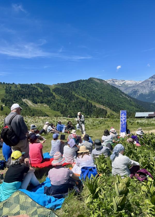 Lecture en plein air à Saint Gervais. Rencontres littéraires de la Fondation Facim 2026